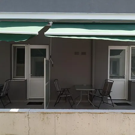 Iordanis Apartment