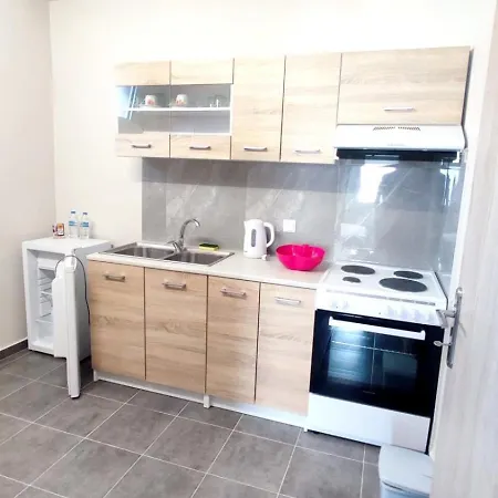 Iordanis Apartment Nea Karvali