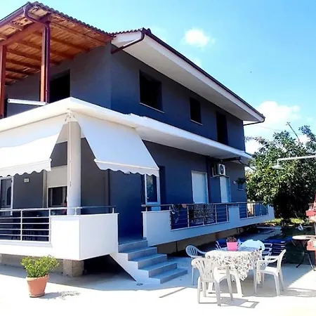 Apartmán Iordanis Nea Karvali